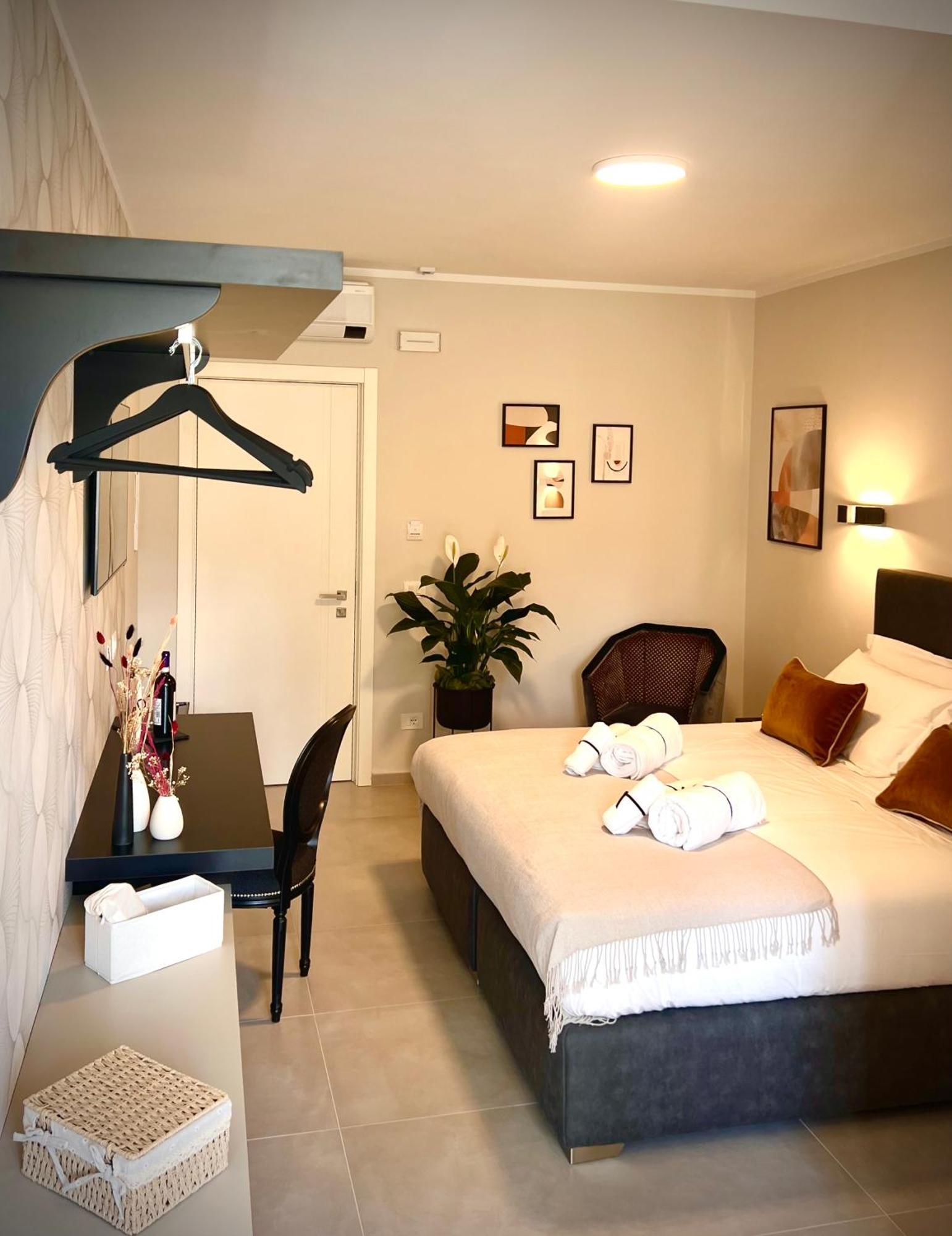 Lucentum Bed & Breakfast Prato  Exterior photo